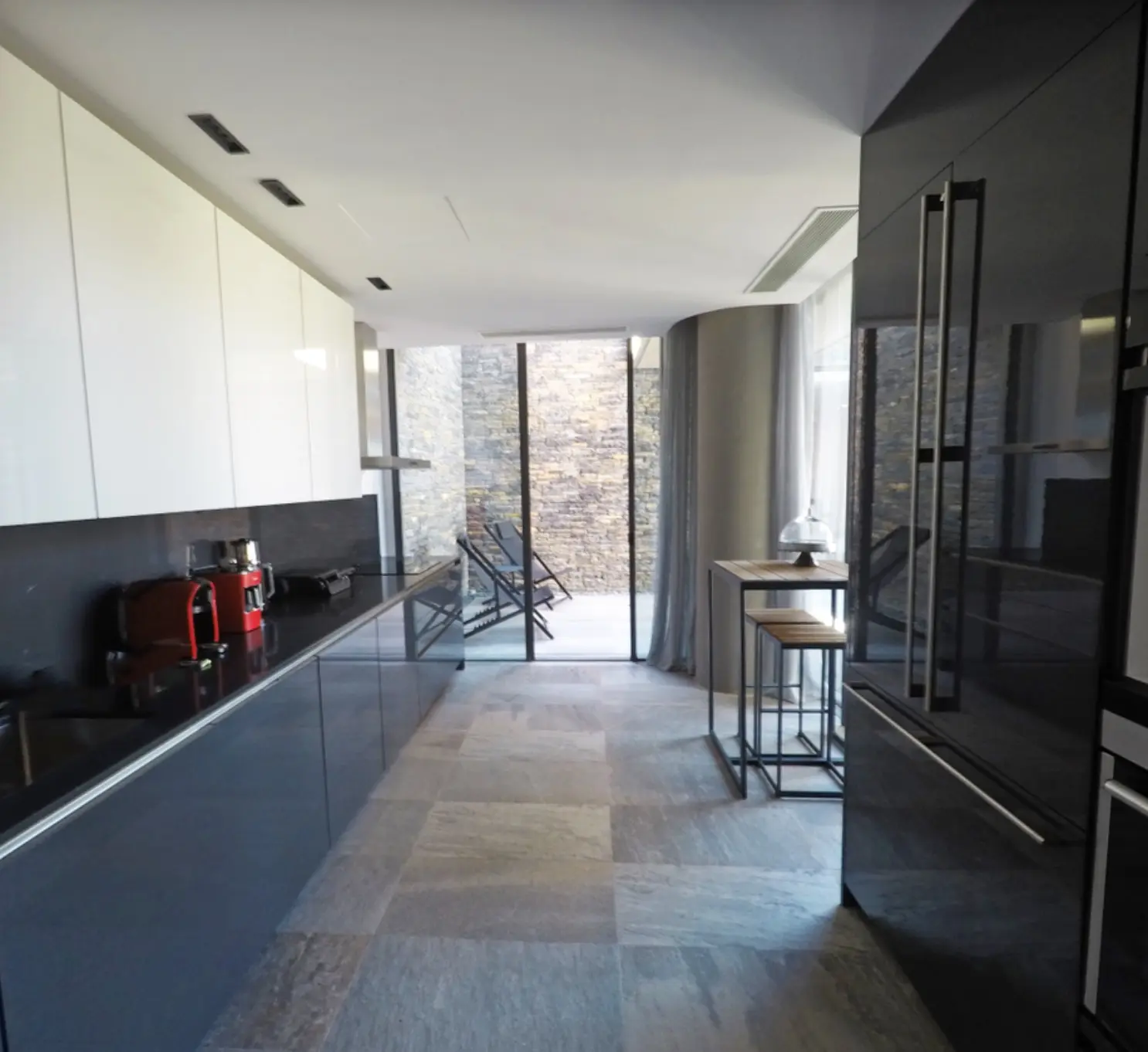 Fitted kitchen